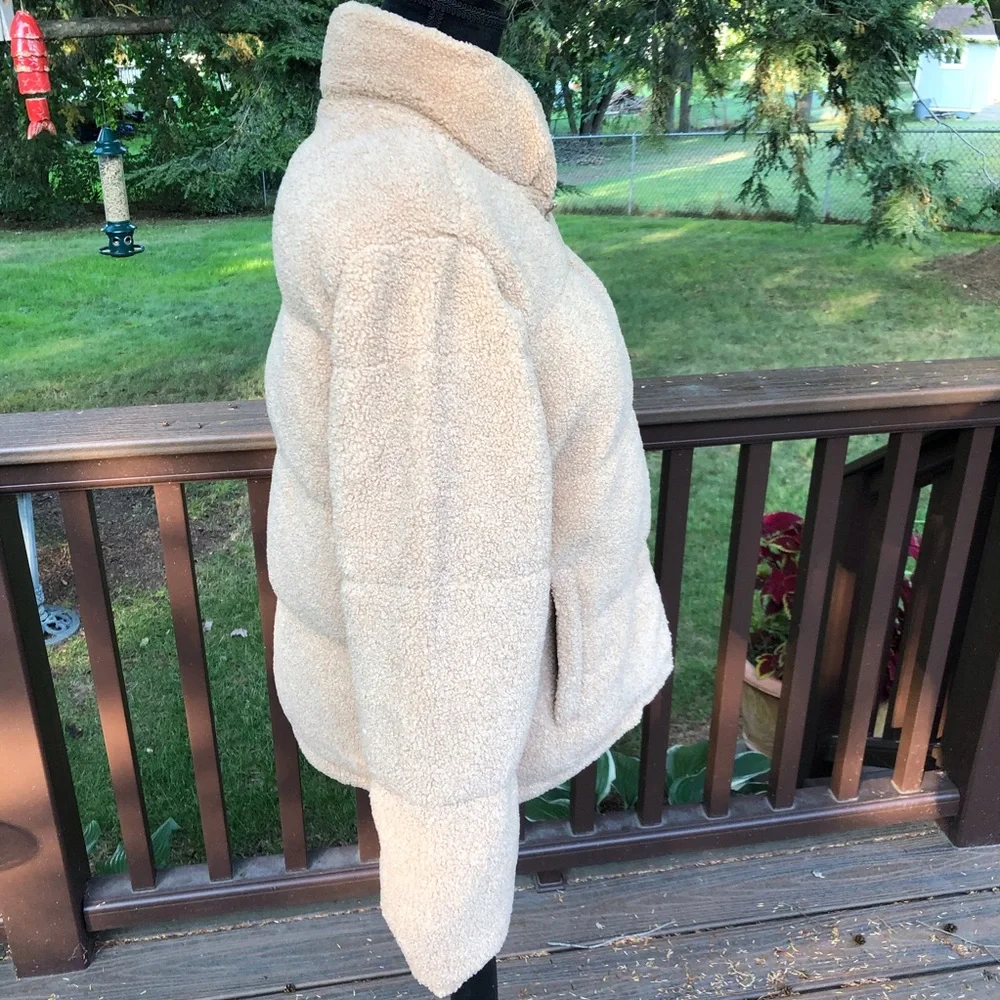 Sherpa Teddy Winter Jacket 🐻🐻🐻 - Picture 4 of 14